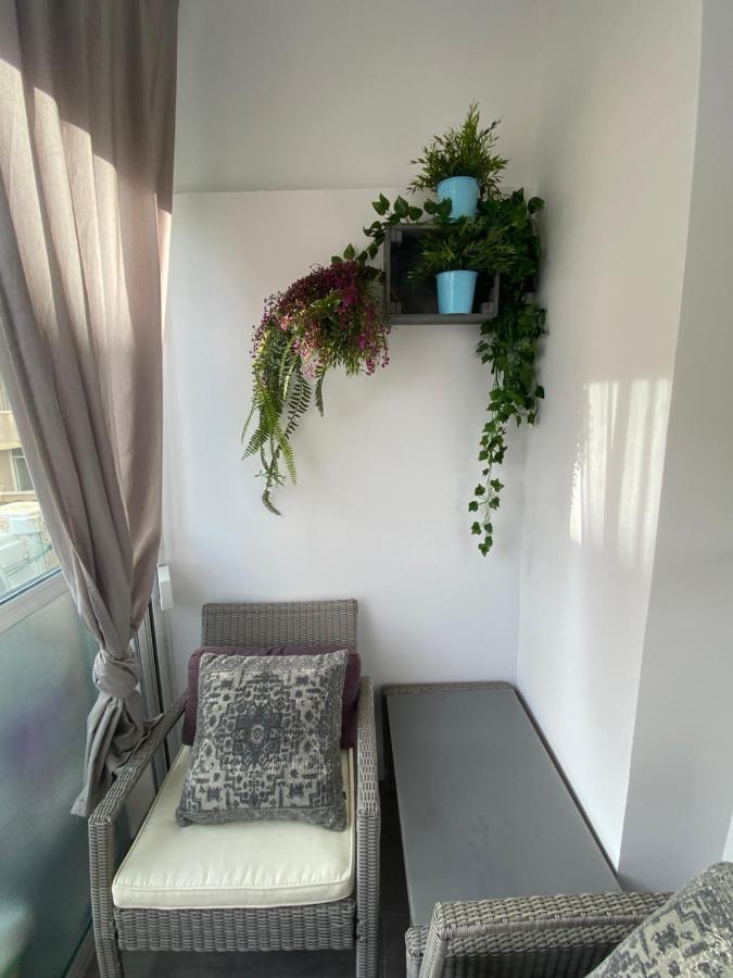 Arenales Beach Boutique Apartment 아레날레스 델 솔 외부 사진