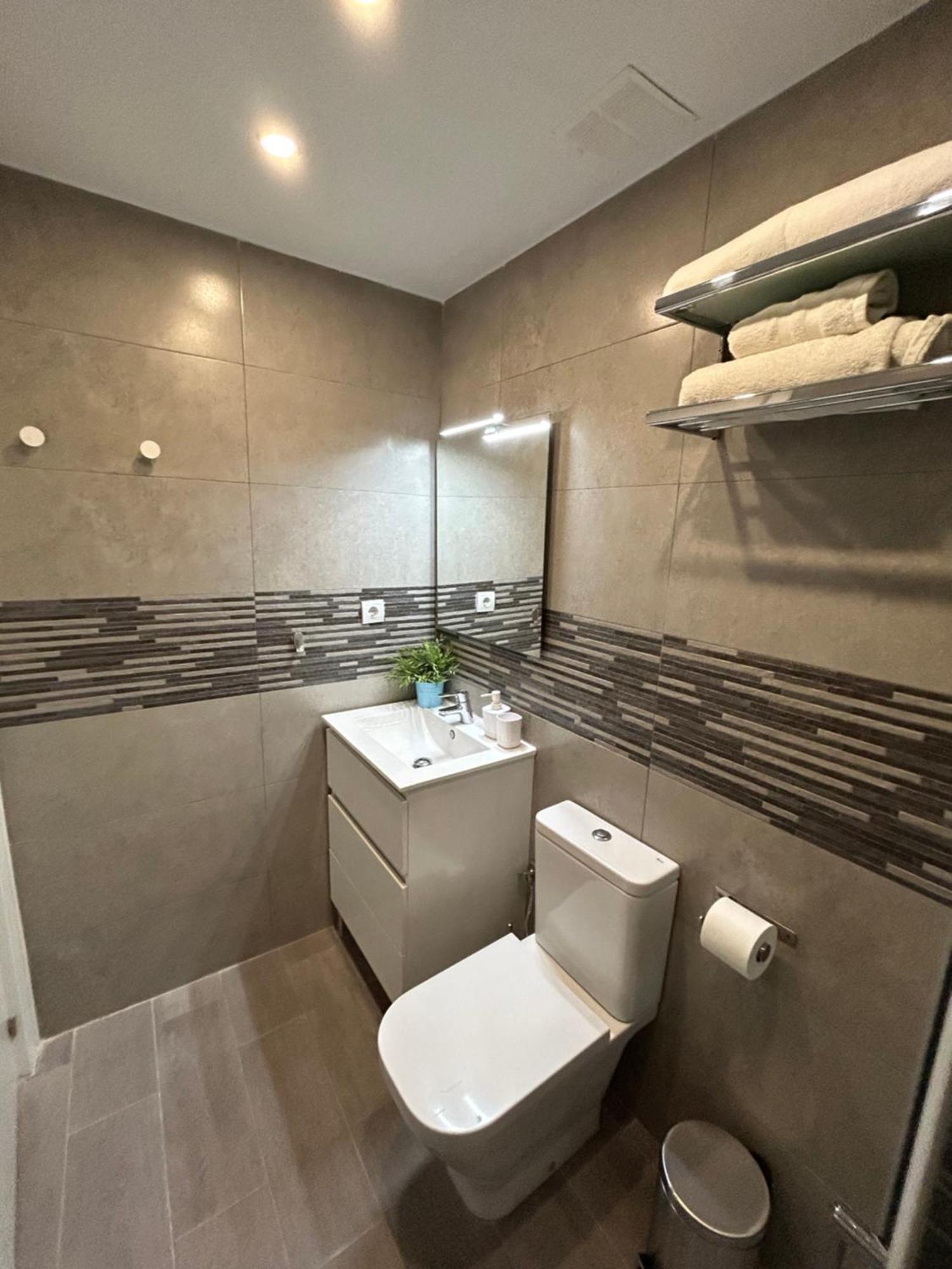 Arenales Beach Boutique Apartment 아레날레스 델 솔 외부 사진