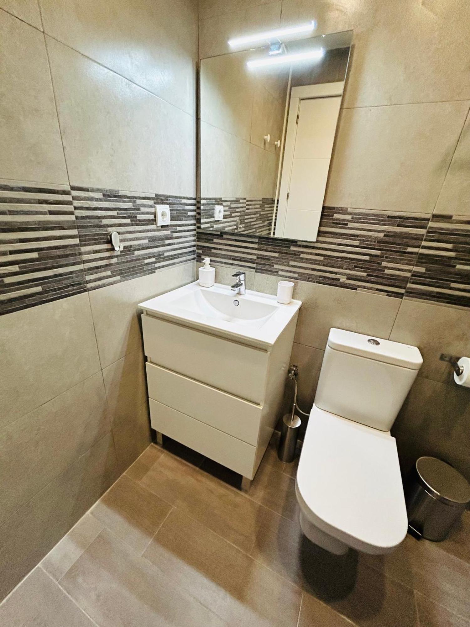 Arenales Beach Boutique Apartment 아레날레스 델 솔 외부 사진
