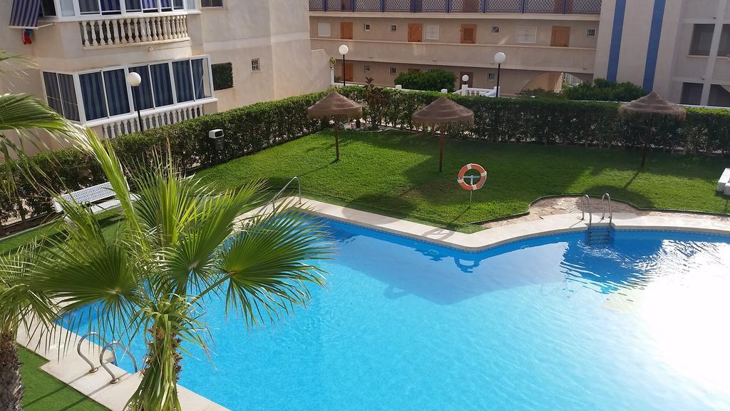 Arenales Beach Boutique Apartment 아레날레스 델 솔 외부 사진